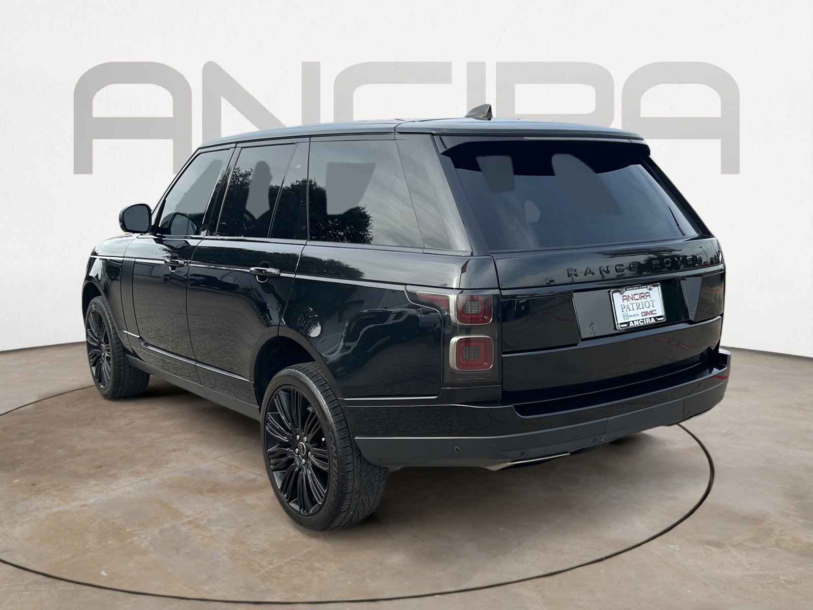 Used 2019 Land Rover Range Rover HSE image 8
