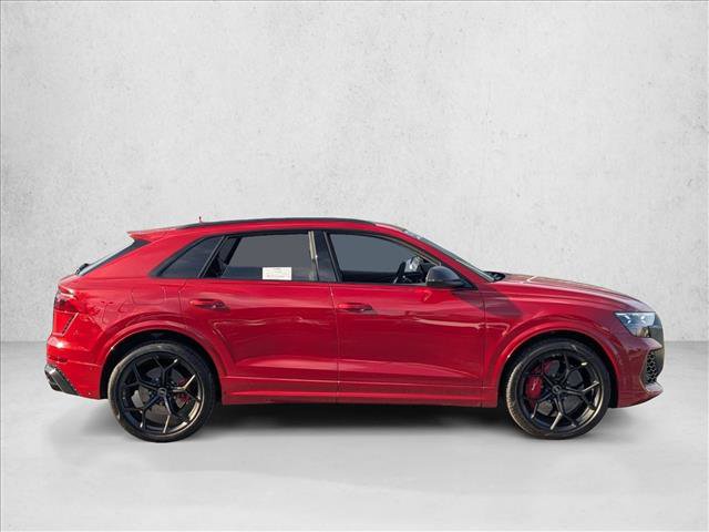 Certified 2025 Audi RS Q8 performance AWD/4WD image 4