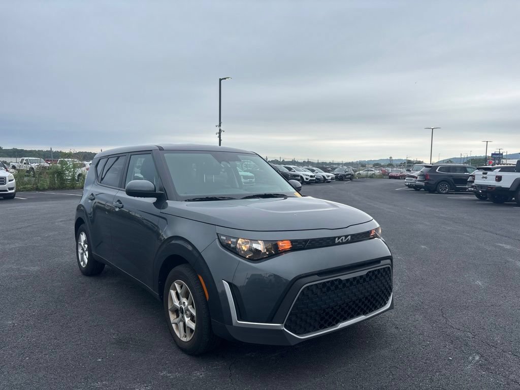 Used 2024 Kia Soul LX w/ Option Group 015