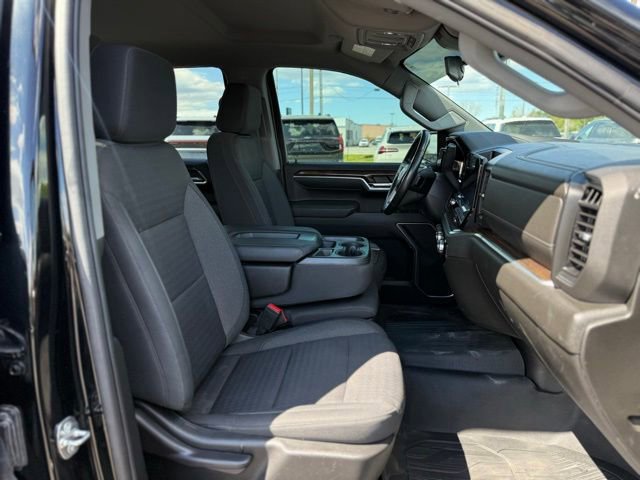 Used 2022 GMC Sierra 1500 Elevation w/ LPO, Elevation Black Package AWD/4WD image 18