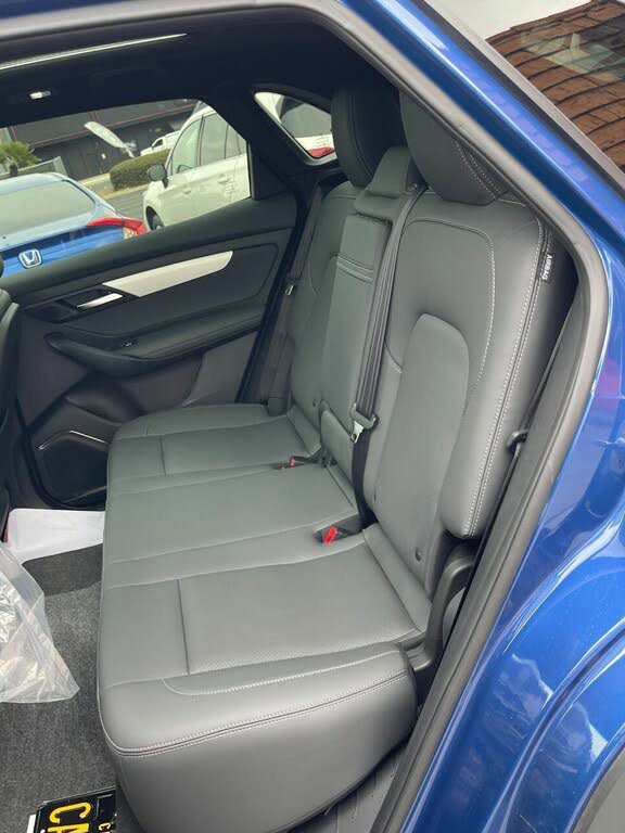 Used 2023 VinFast VF 8 Plus image 98