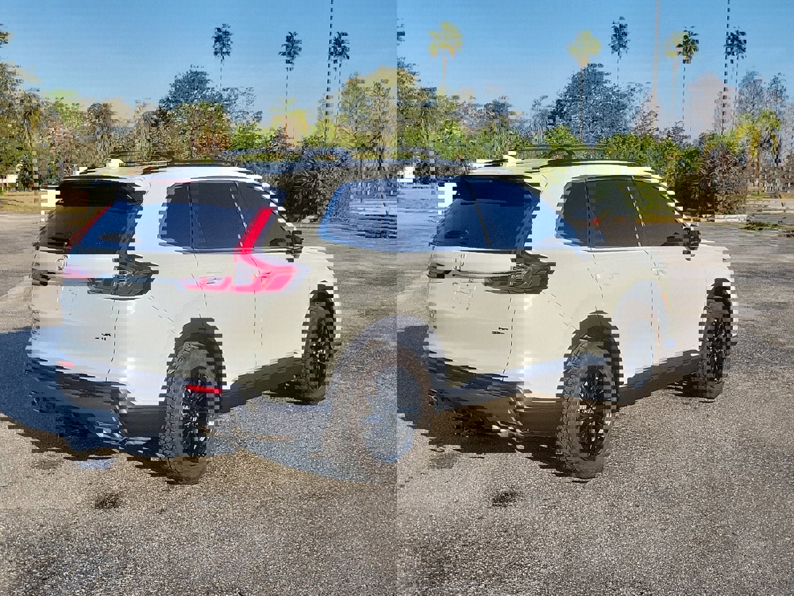 Used 2023 Honda CR-V Sport image 5