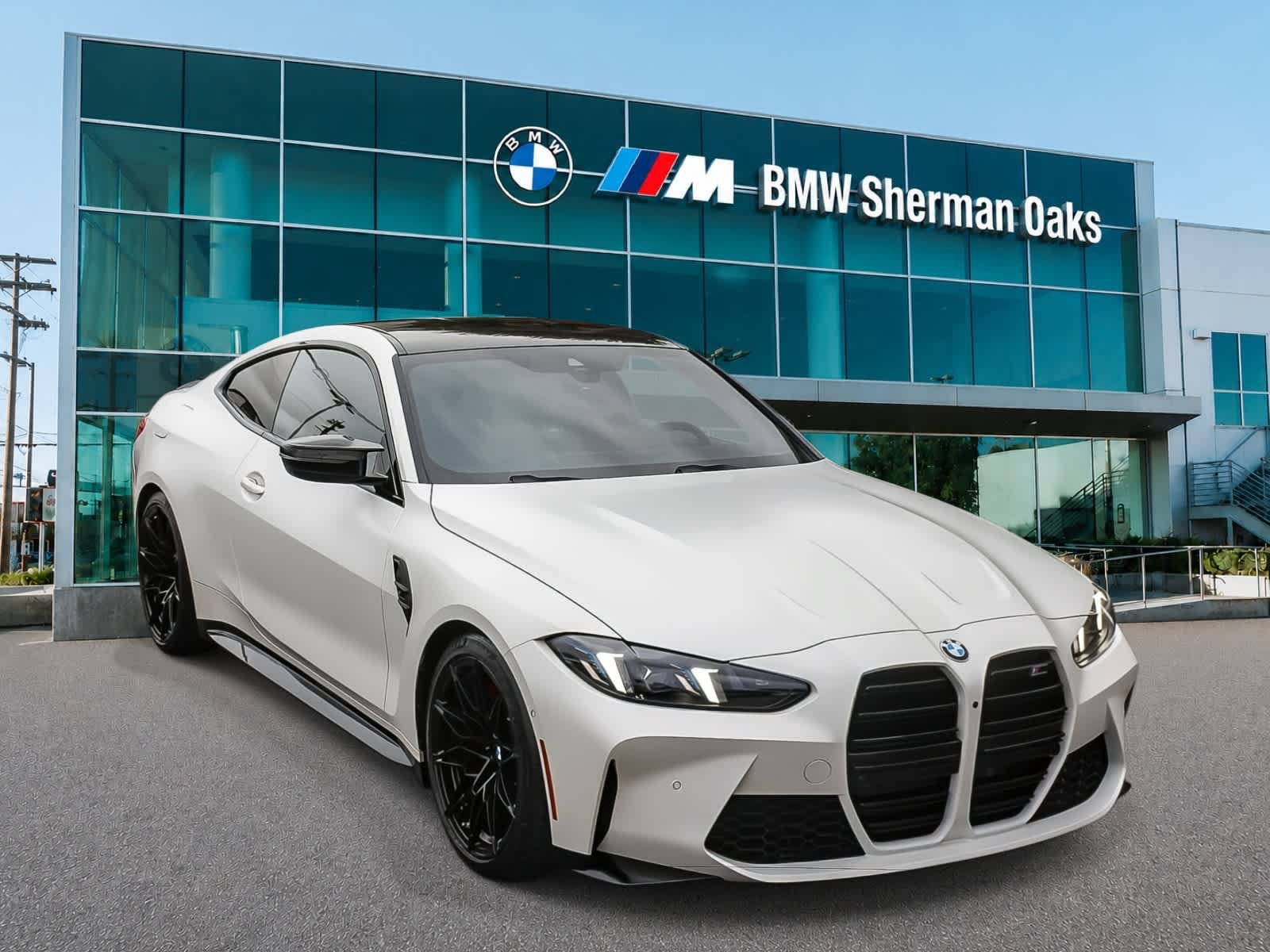 Used 2026 BMW M4 xDrive Competition w/ Executive Package AWD/4WD image 3