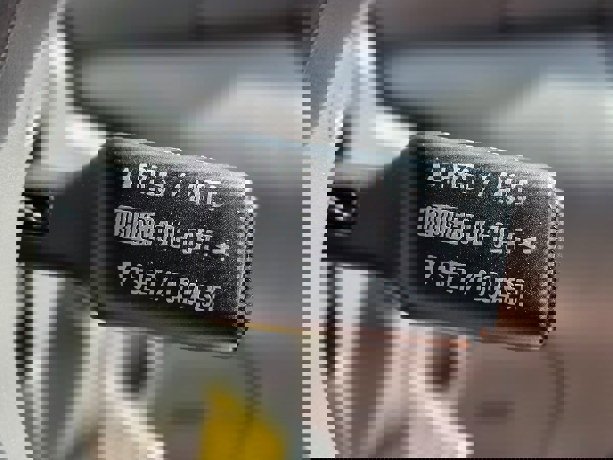 Used 2004 Toyota Camry LE image 35