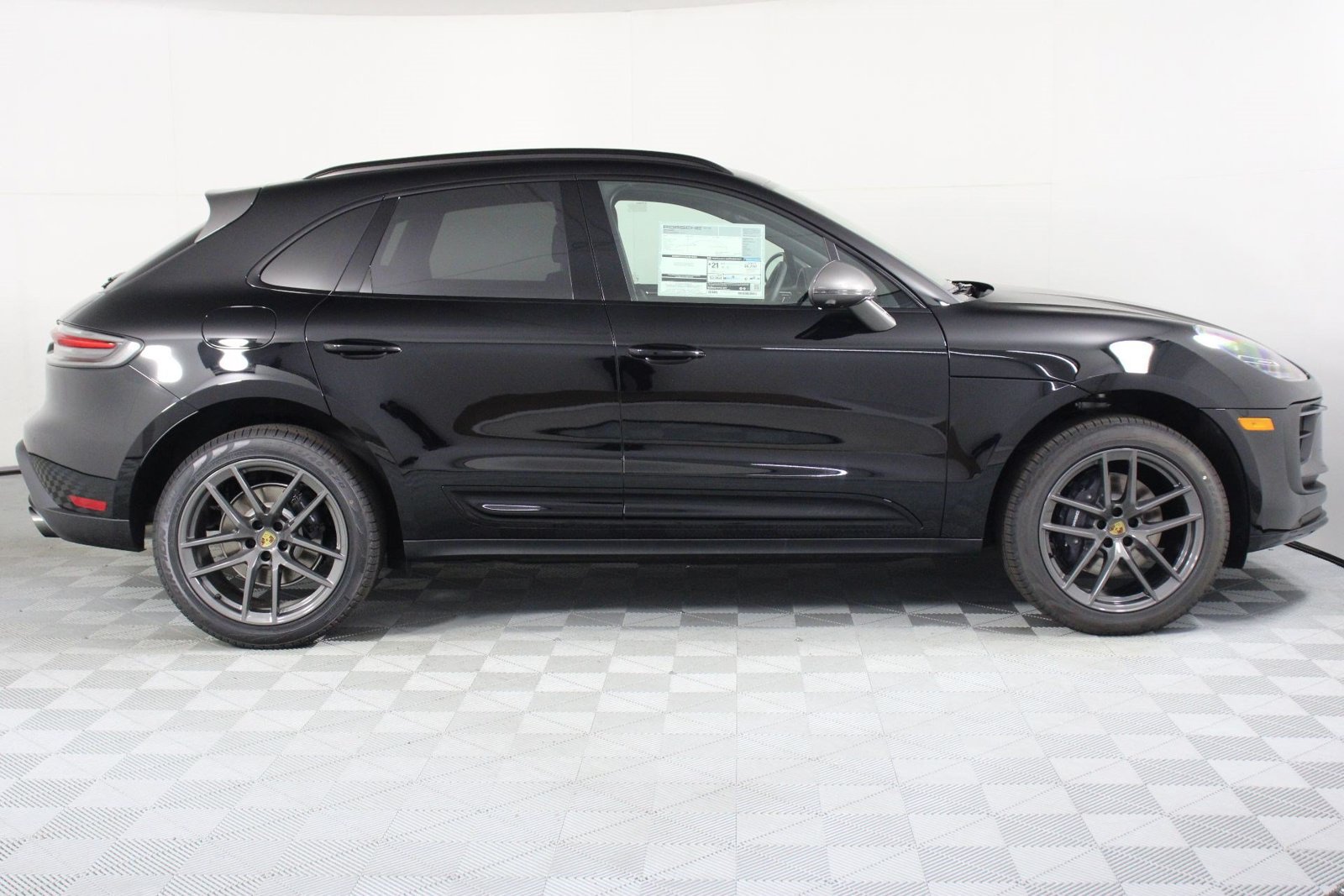 New 2026 Porsche Macan Turbo AWD/4WD image 8