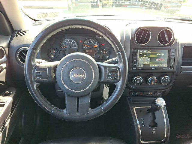 Used 2017 Jeep Patriot High Altitude AWD/4WD image 21