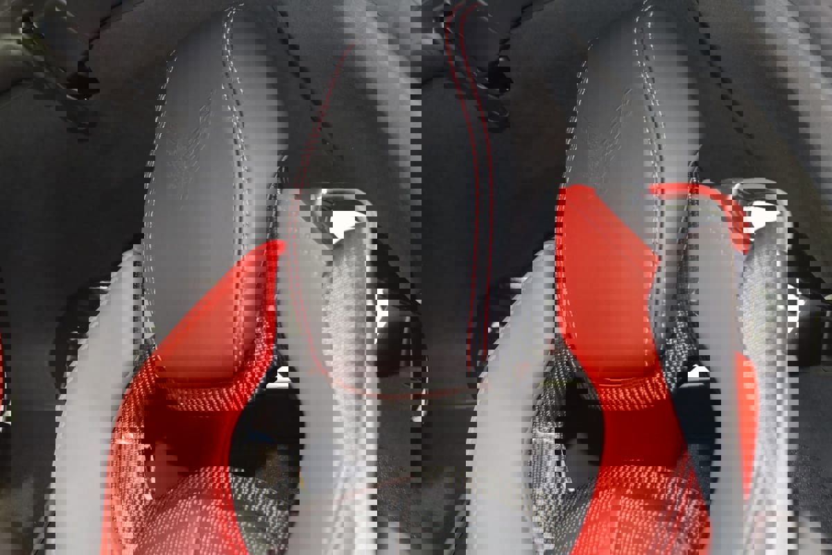 Used 2020 Chevrolet Corvette Stingray Premium Cpe w/ 3LT Preferred Equipment Group image 17