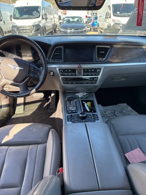 Used 2018 Genesis G80 3.8 w/ Option Group 03 image 6