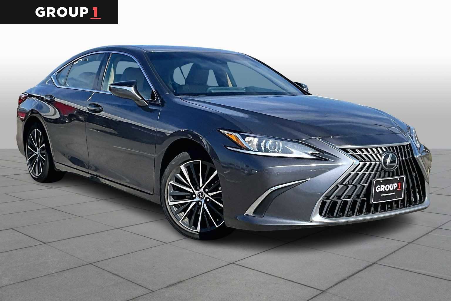 Certified 2024 Lexus ES 350 w/ Premium Package image 4