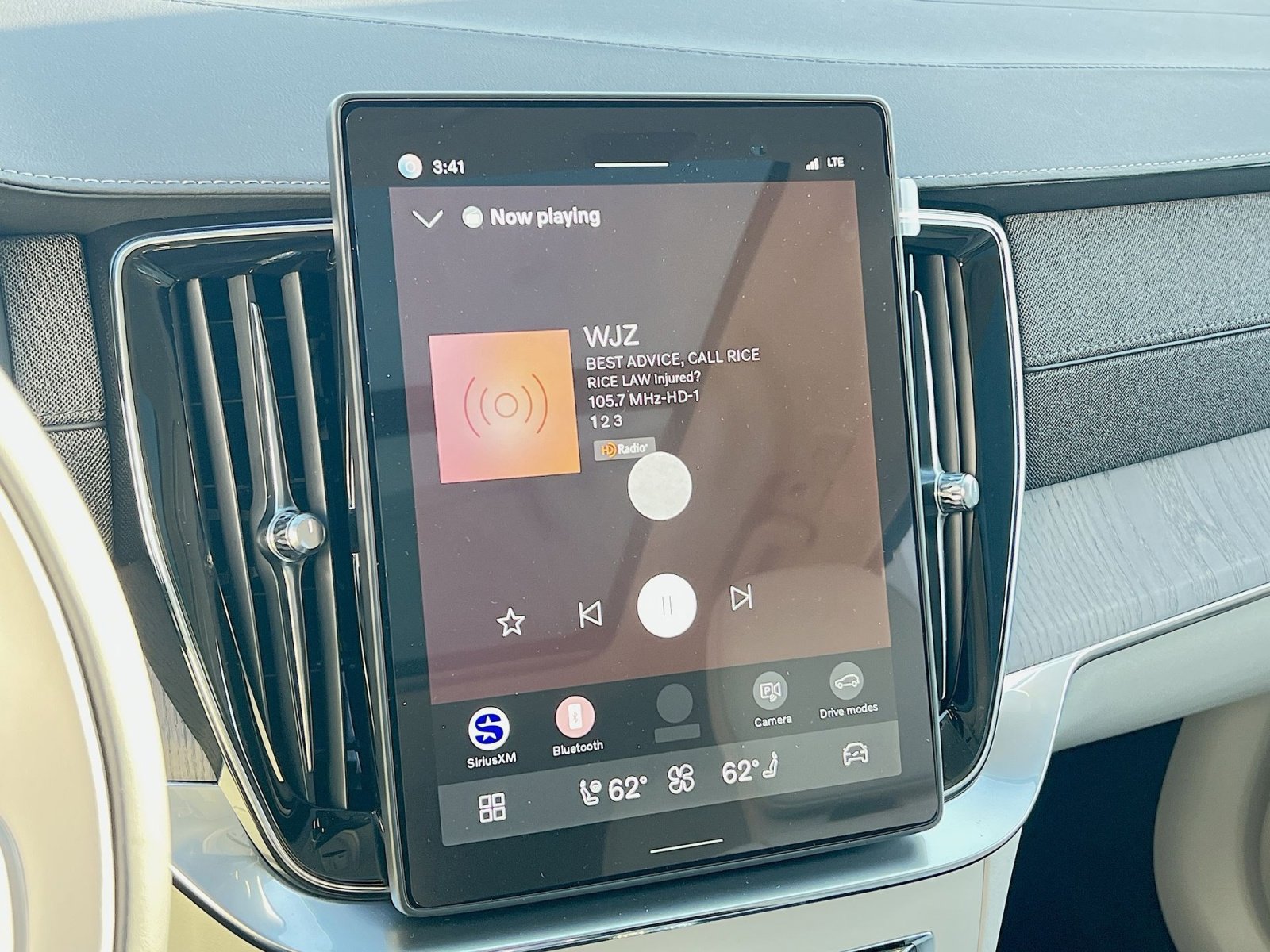 New 2026 Volvo XC90 B6 Ultra image 18