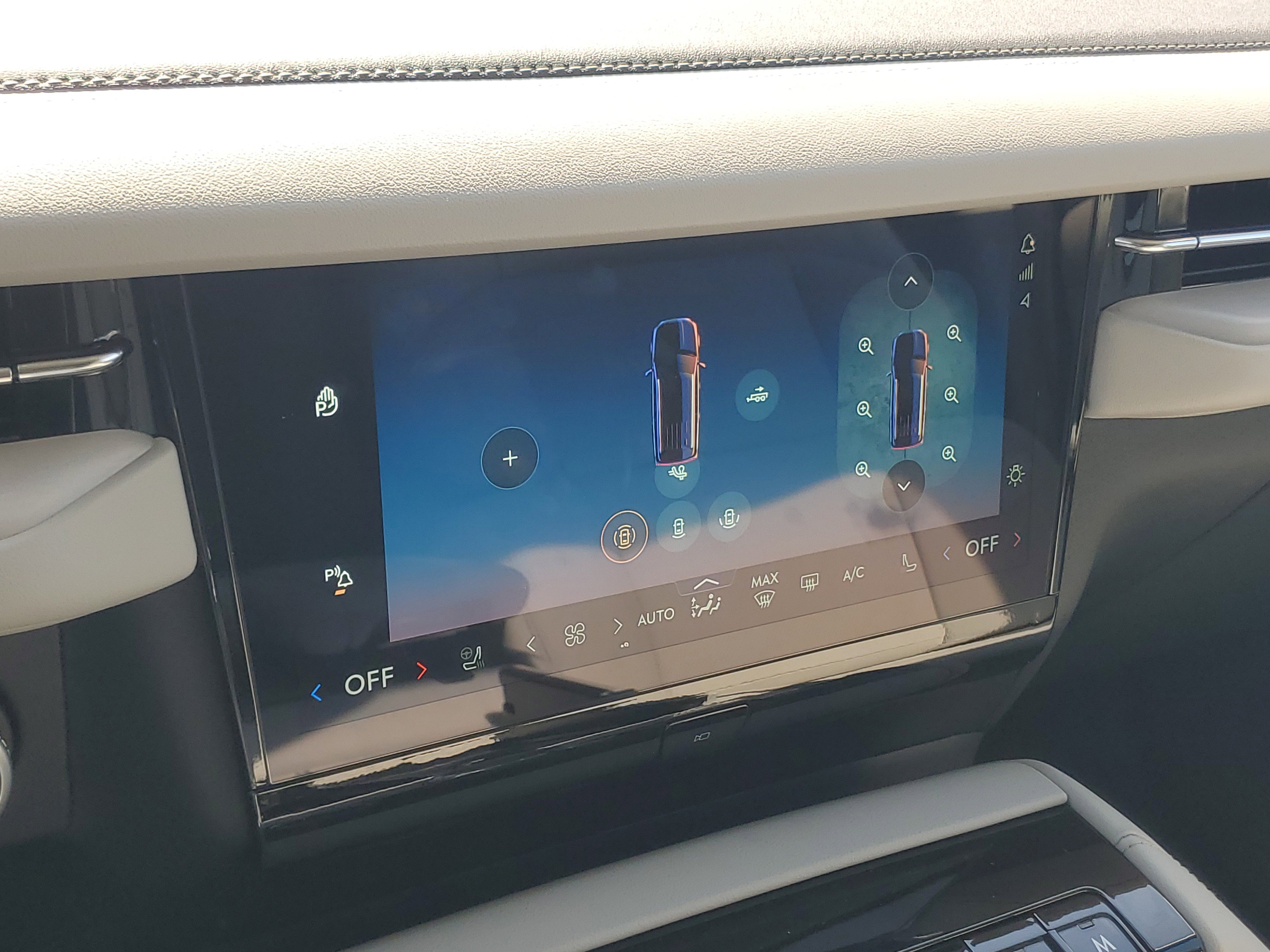 New 2026 Lincoln Navigator Reserve AWD/4WD image 23