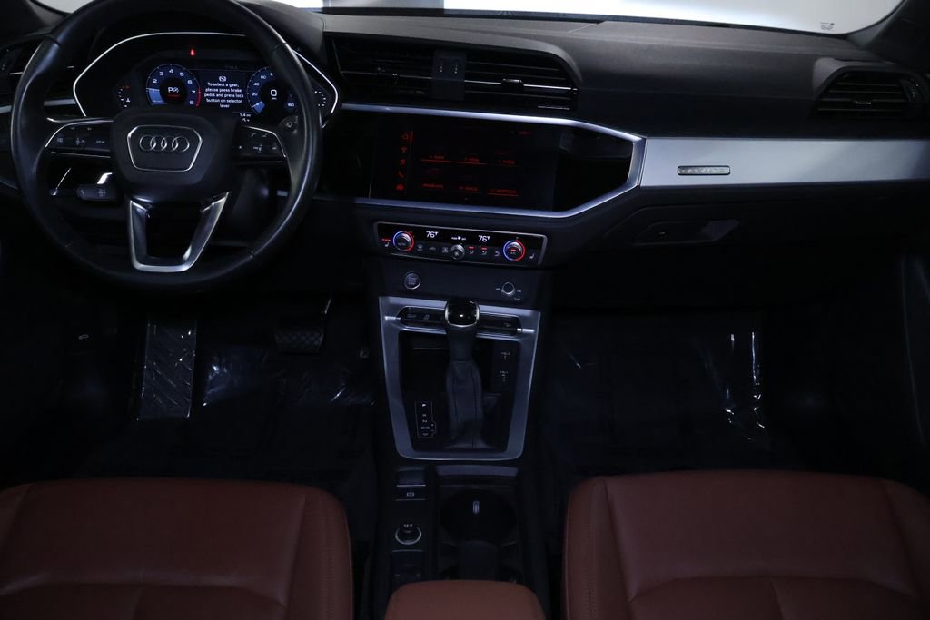 Used 2020 Audi Q3 2.0T Premium w/ Convenience Package image 18