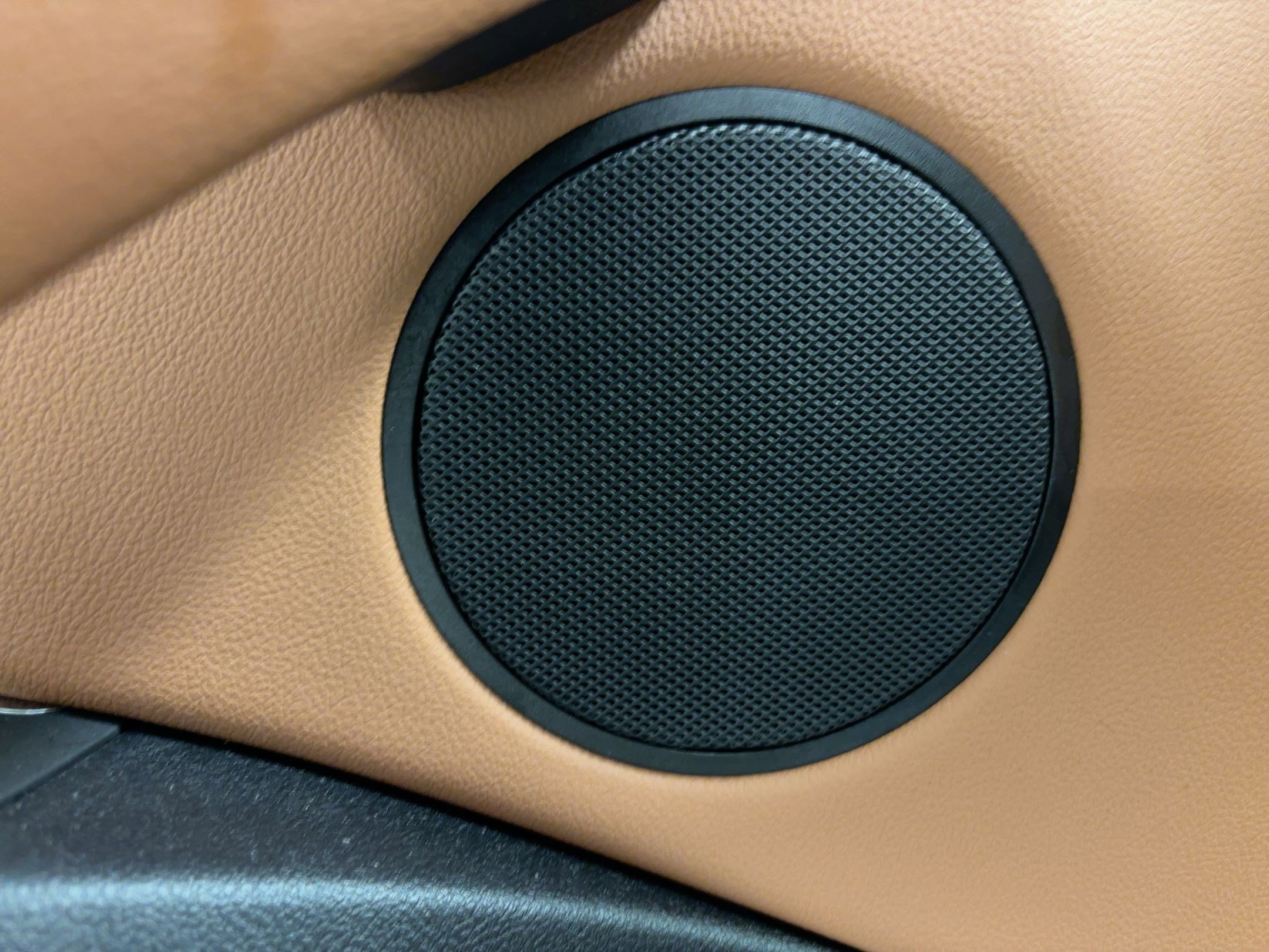 Certified 2025 BMW X4 xDrive30i image 21