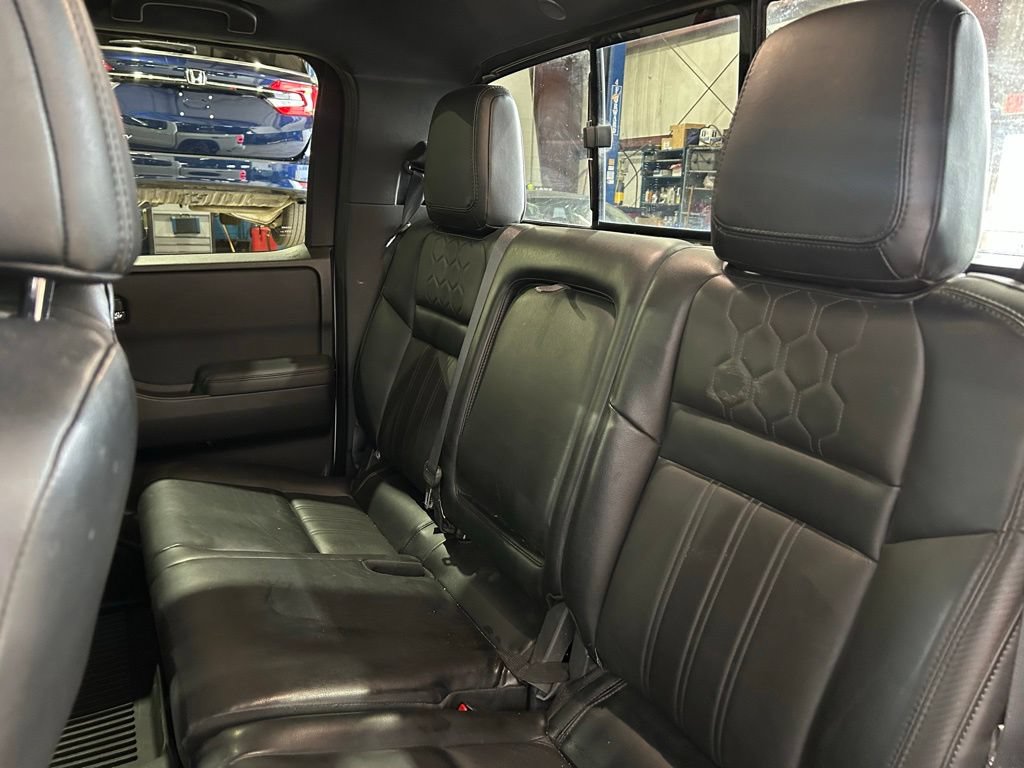 Used 2022 Nissan Frontier PRO-4X AWD/4WD image 39