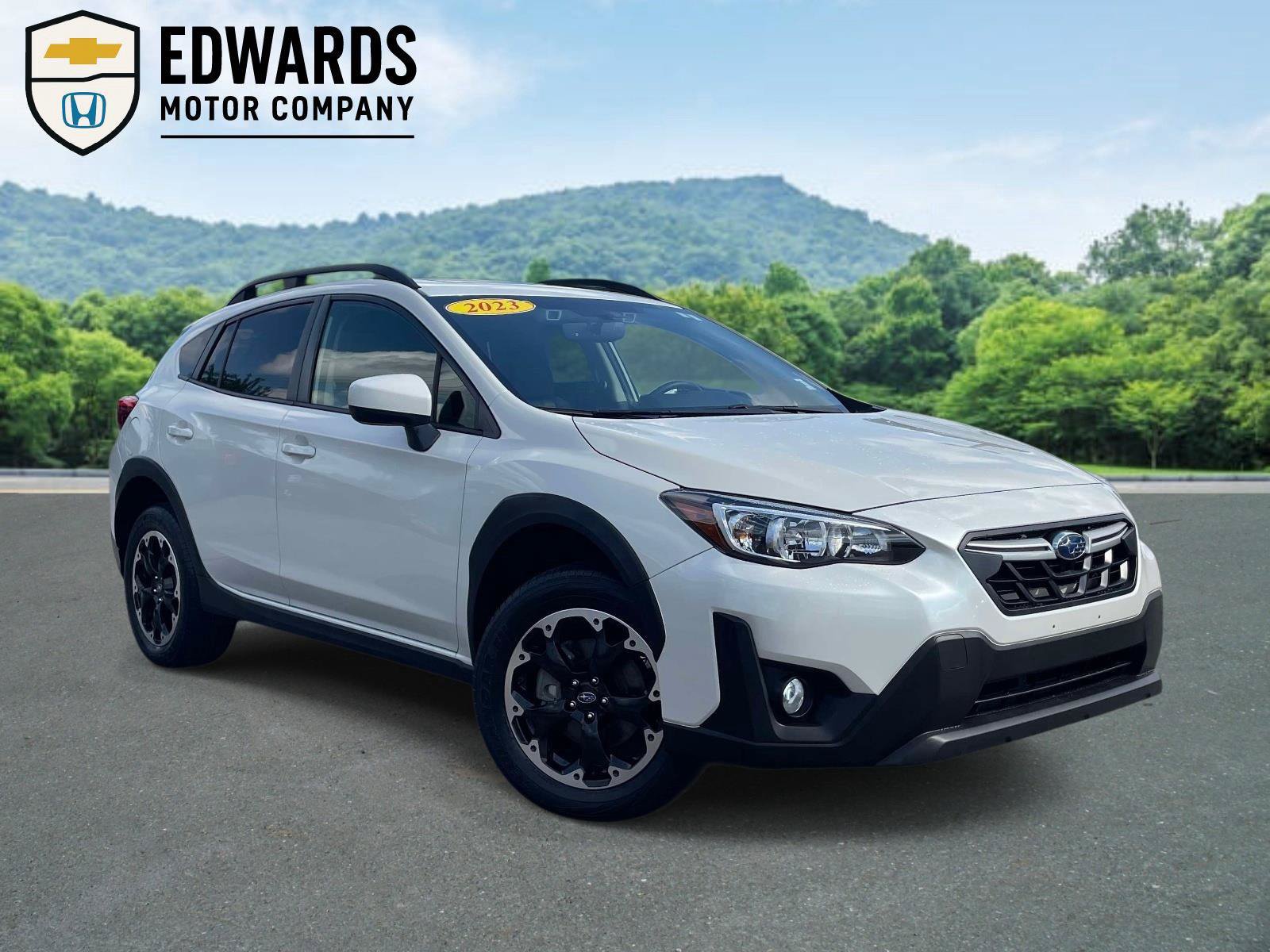 Used 2023 Subaru Crosstrek 2.0i Premium AWD/4WD image 1
