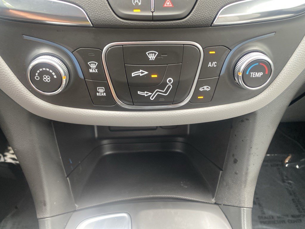 Used 2024 Chevrolet Equinox LS FWD image 25
