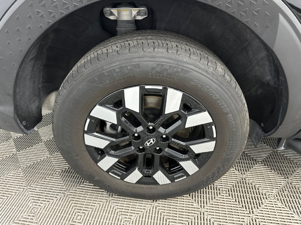 Used 2025 Hyundai Santa Cruz SEL FWD image 17