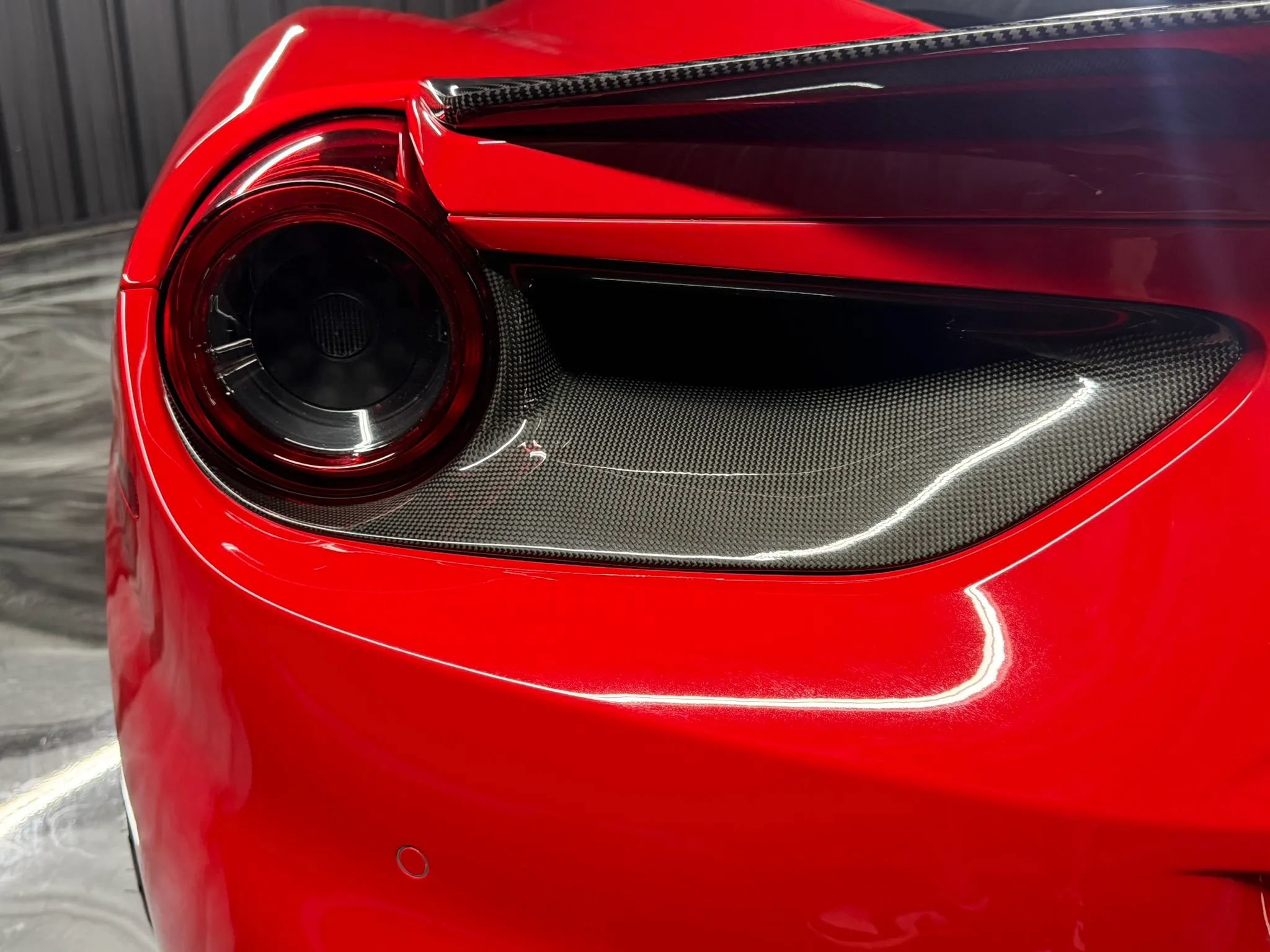 Used 2016 Ferrari 488 GTB RWD image 18