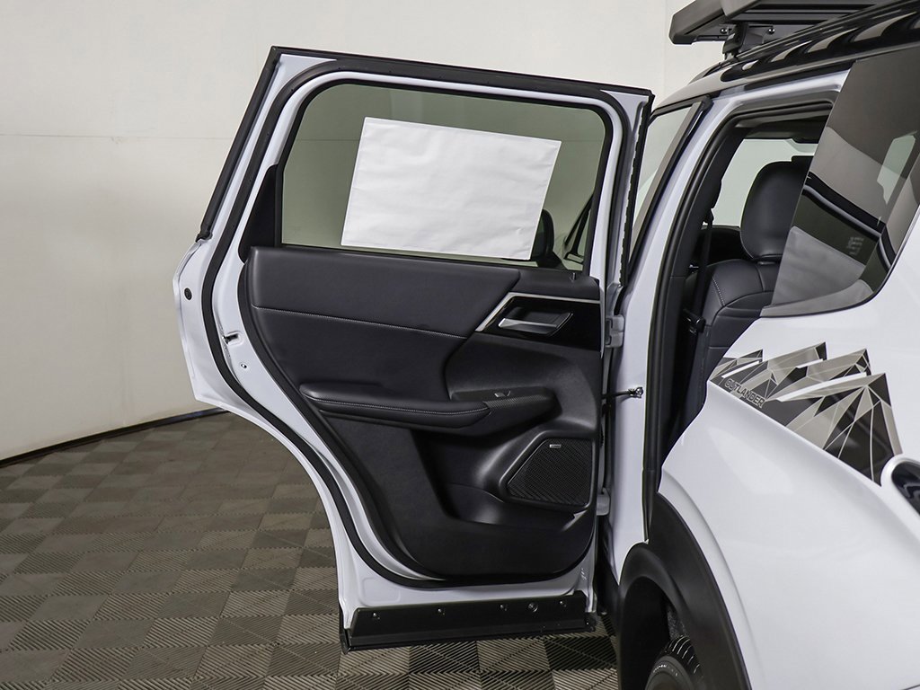 New 2025 Mitsubishi Outlander Trail Edition image 26