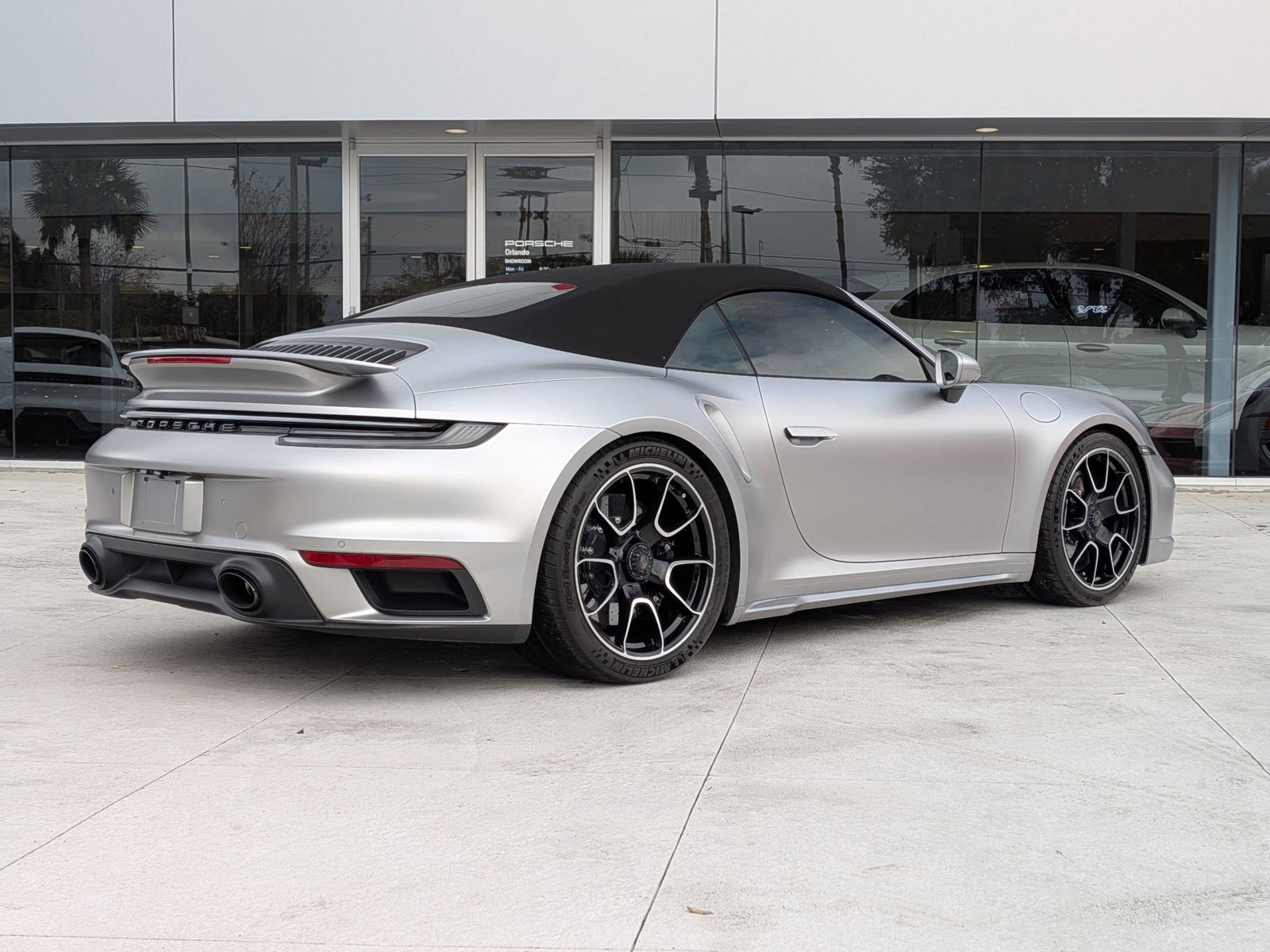 Used 2021 Porsche 911 Turbo S image 9