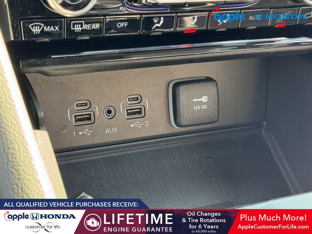 Used 2022 Jeep Grand Cherokee Summit w/ Advanced Protech Group IV AWD/4WD image 32