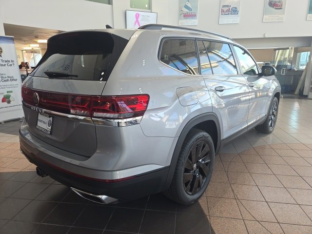 New 2026 Volkswagen Atlas SE image 7