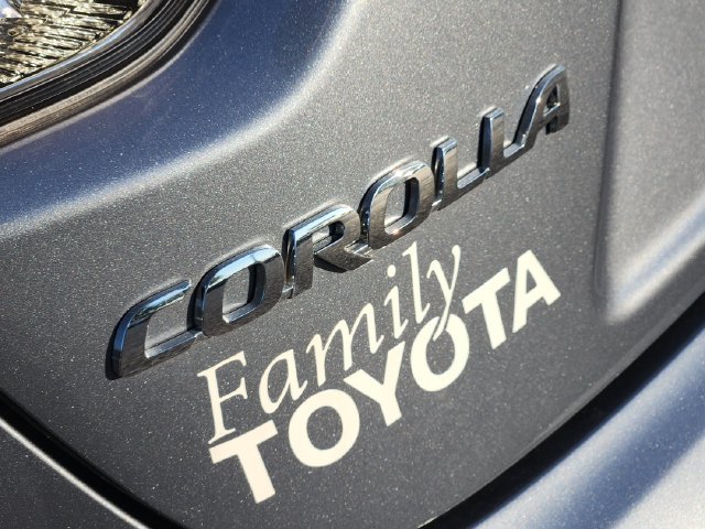 Certified 2025 Toyota Corolla LE FWD image 9