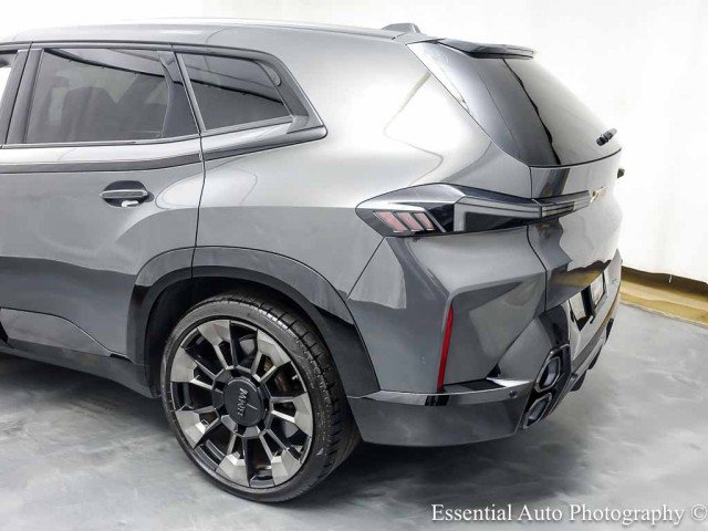 Used 2023 BMW XM AWD/4WD image 9