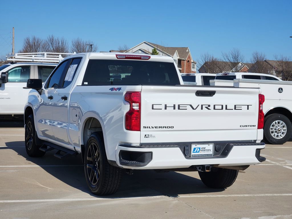 Used 2025 Chevrolet Silverado 1500 Custom w/ LPO, Dark Essentials Package image 7