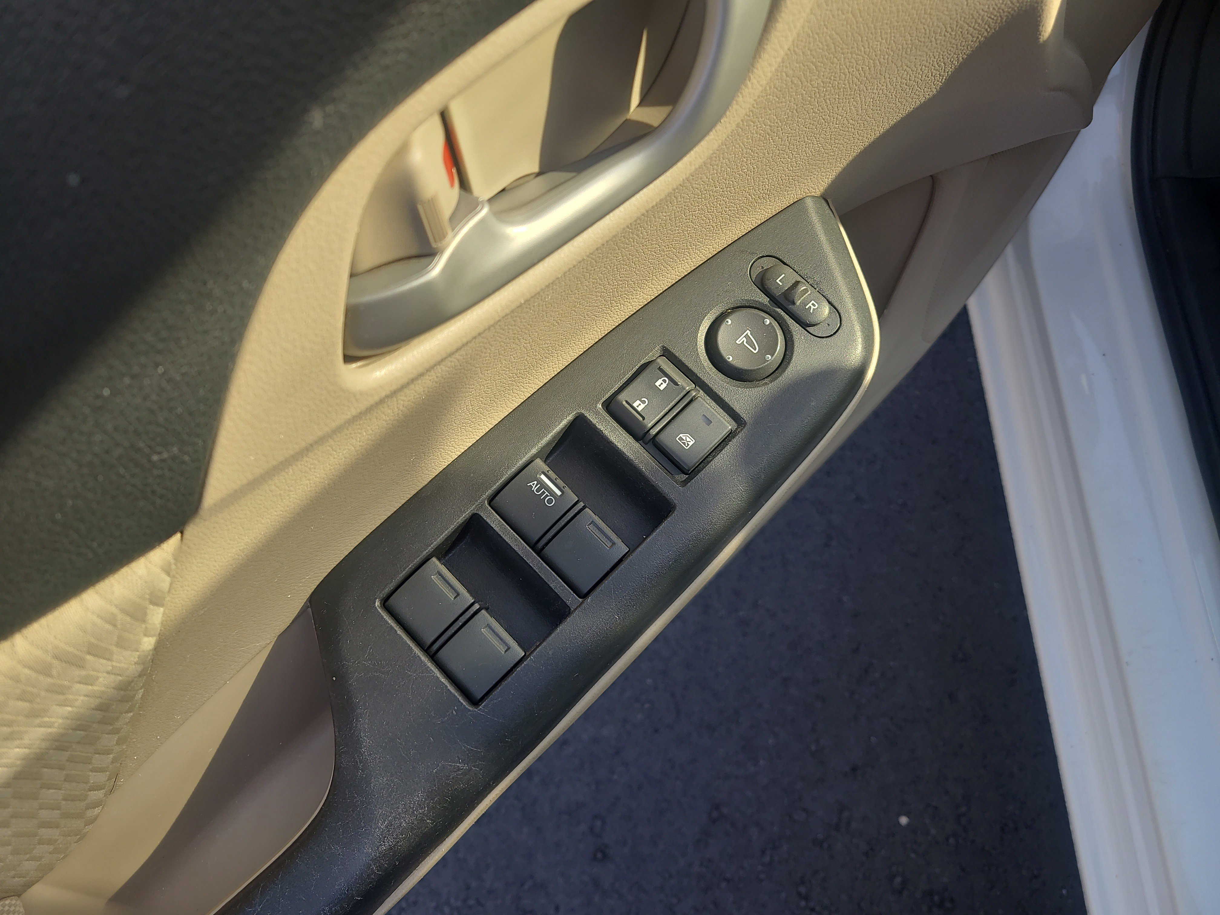 Used 2015 Honda Civic LX image 14