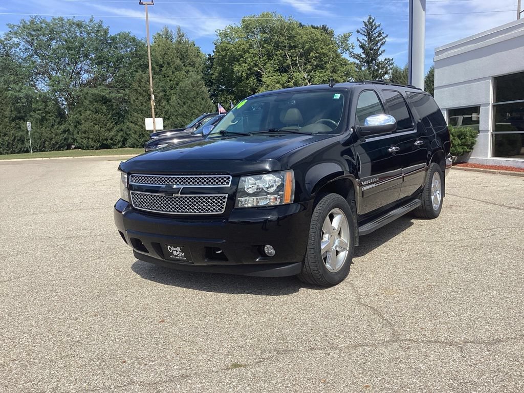 Used 2014 Chevrolet Suburban LTZ AWD/4WD image 7