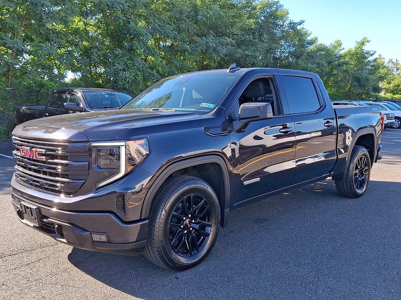 Certified 2023 GMC Sierra 1500 Elevation AWD/4WD image 3
