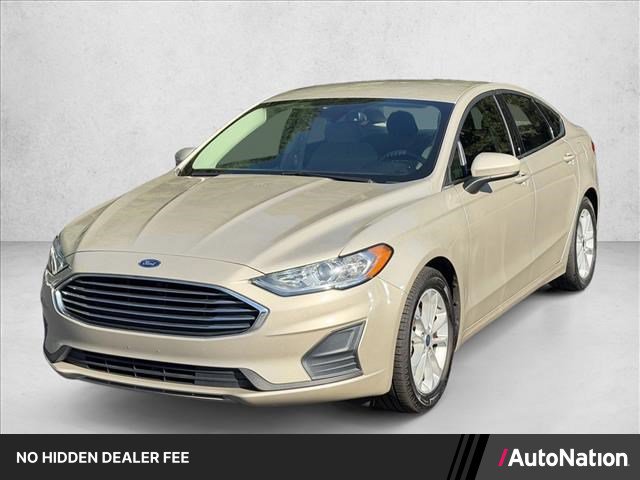 Used 2019 Ford Fusion SE FWD image 1