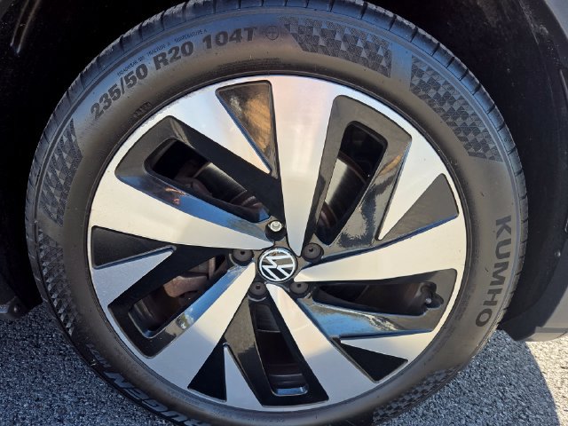Used 2021 Volkswagen ID.4 Pro S AWD/4WD image 9