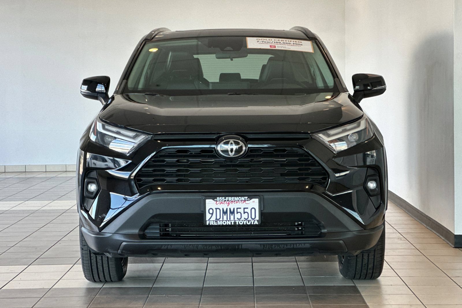 Certified 2022 Toyota RAV4 XLE Premium AWD/4WD image 9
