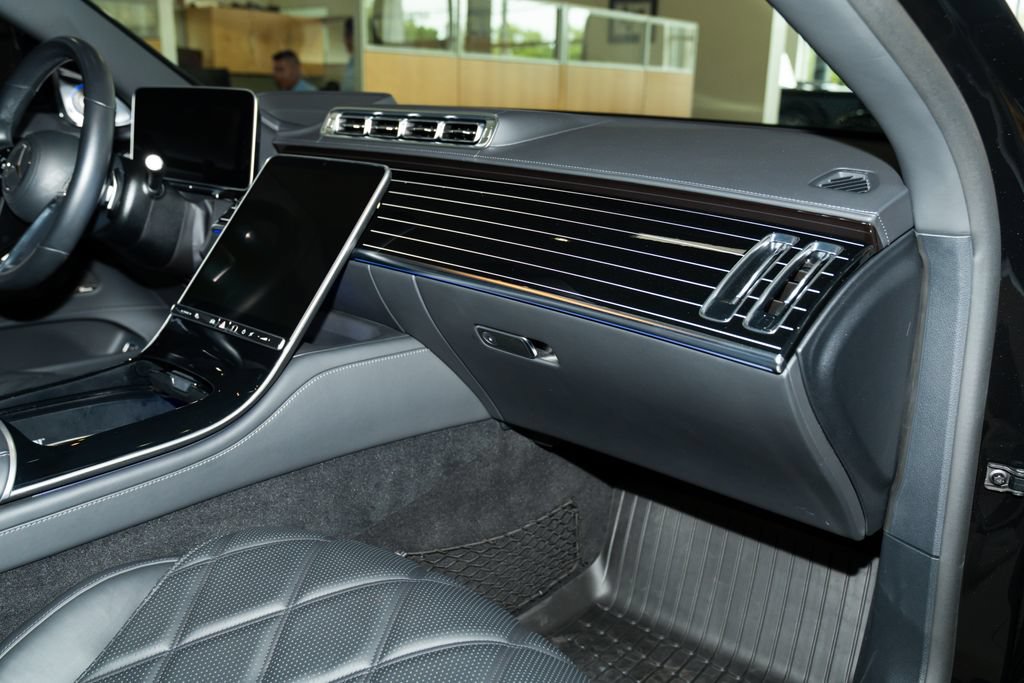 Certified 2022 Mercedes-Benz Maybach S 580 4MATIC image 55