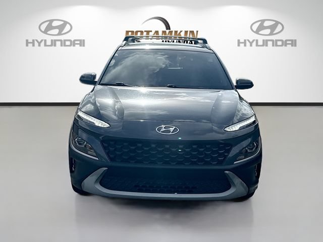 Used 2023 Hyundai Kona SEL FWD image 2