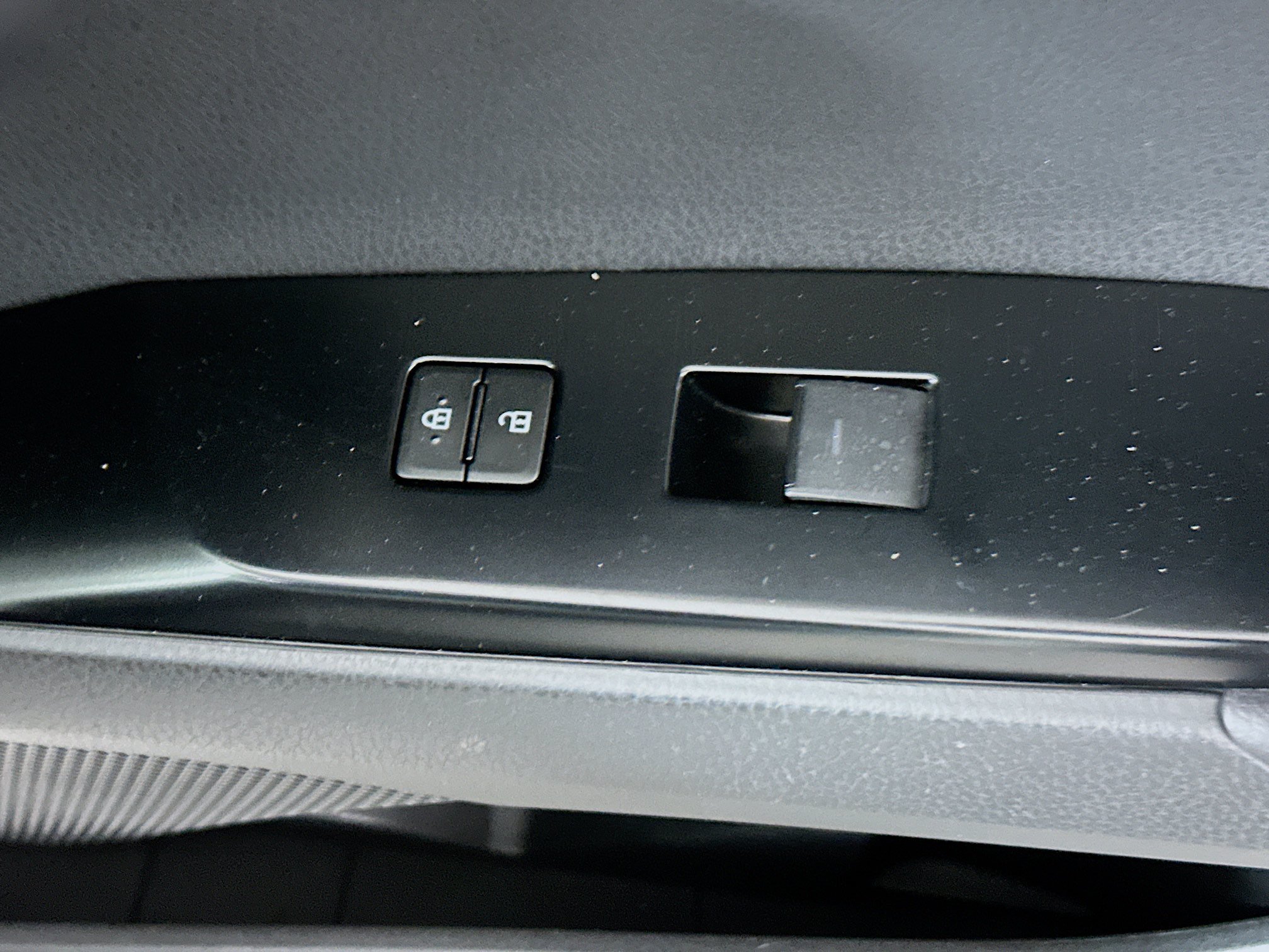 Certified 2025 Toyota Camry SE FWD image 29