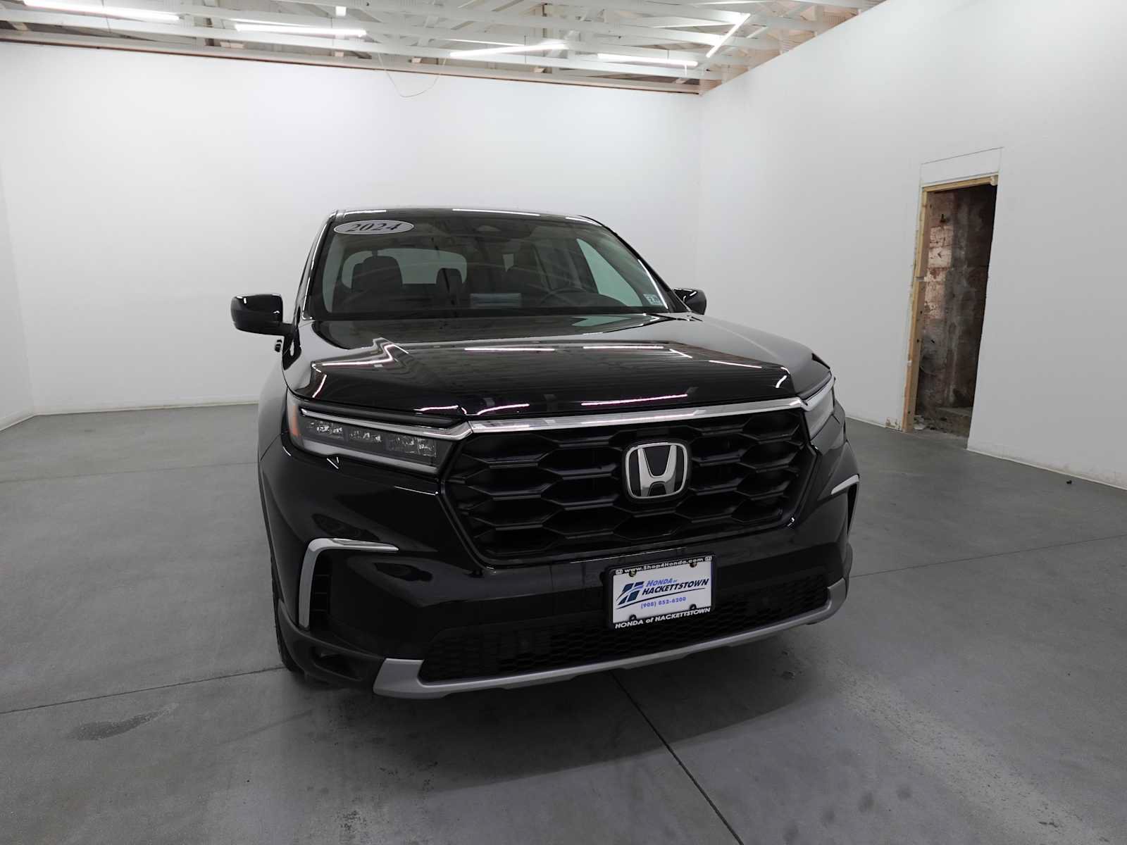 Used 2024 Honda Pilot EX-L image 3