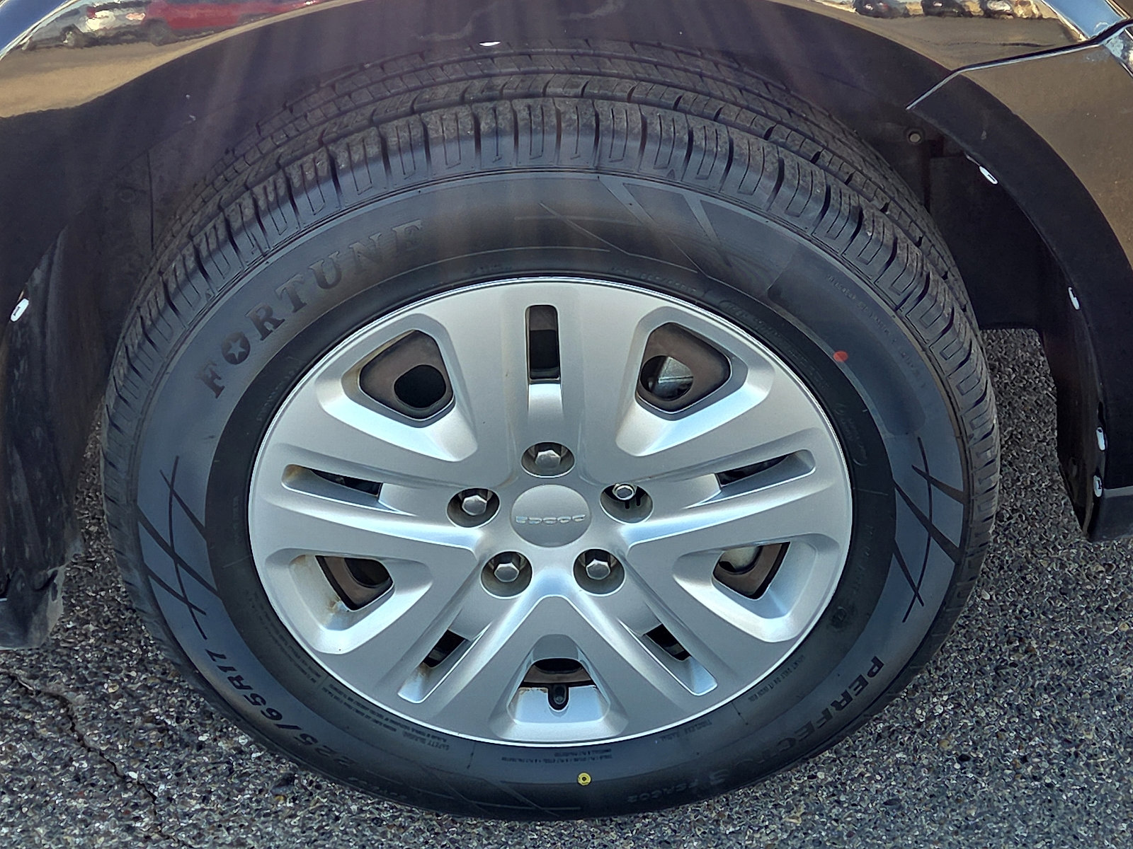 Used 2019 Dodge Journey SE image 6