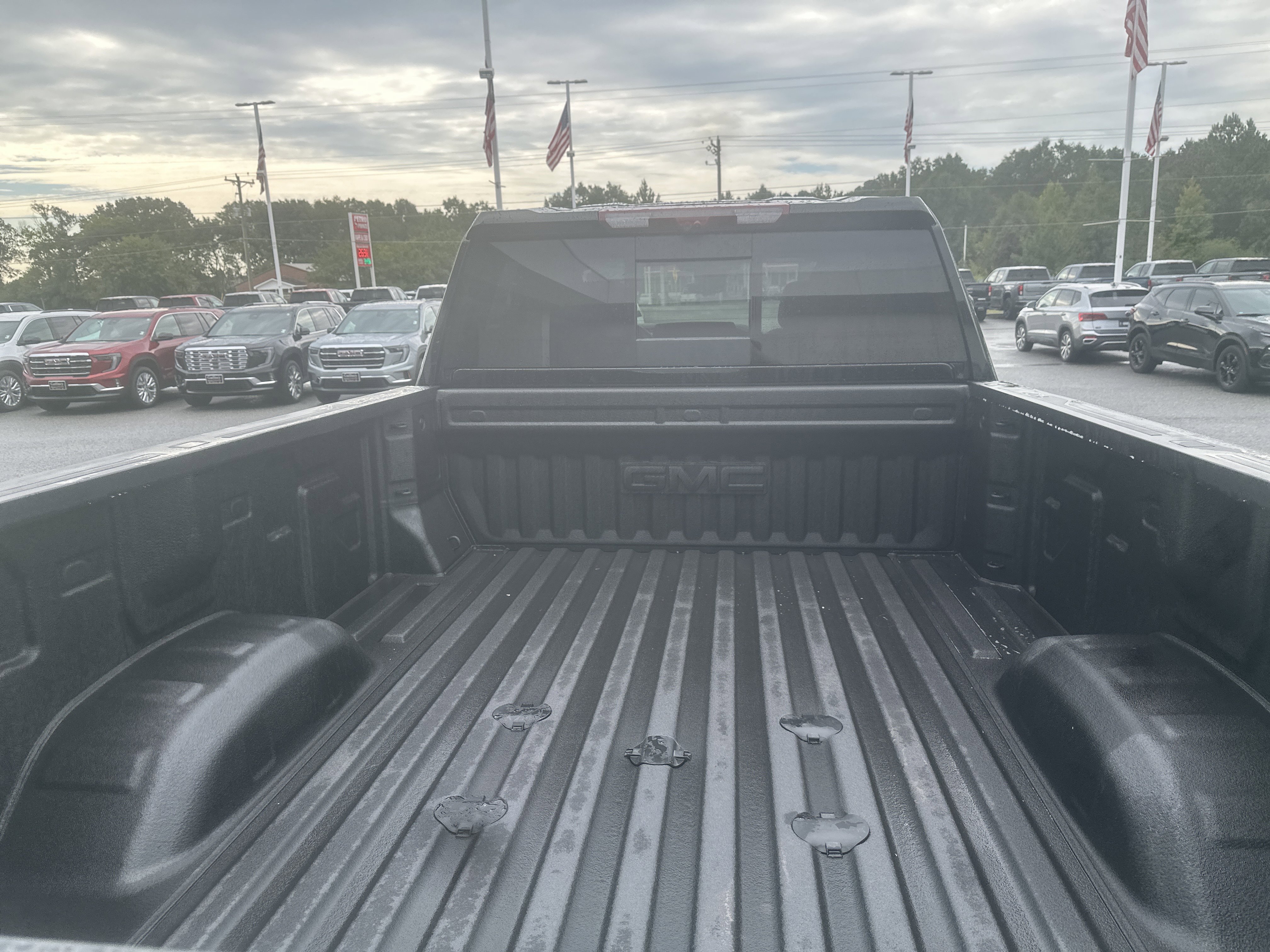 New 2026 GMC Sierra 3500 Denali w/ Denali Reserve Package image 5
