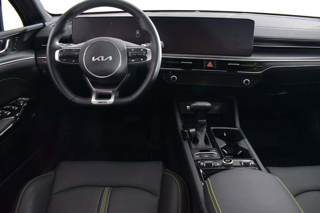 Used 2025 Kia K5 GT w/ GT1 Package image 11
