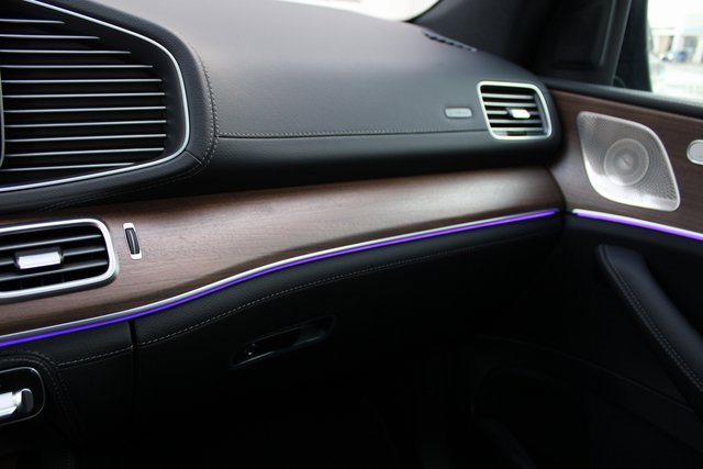 New 2026 Mercedes-Benz GLS 580 4MATIC image 32