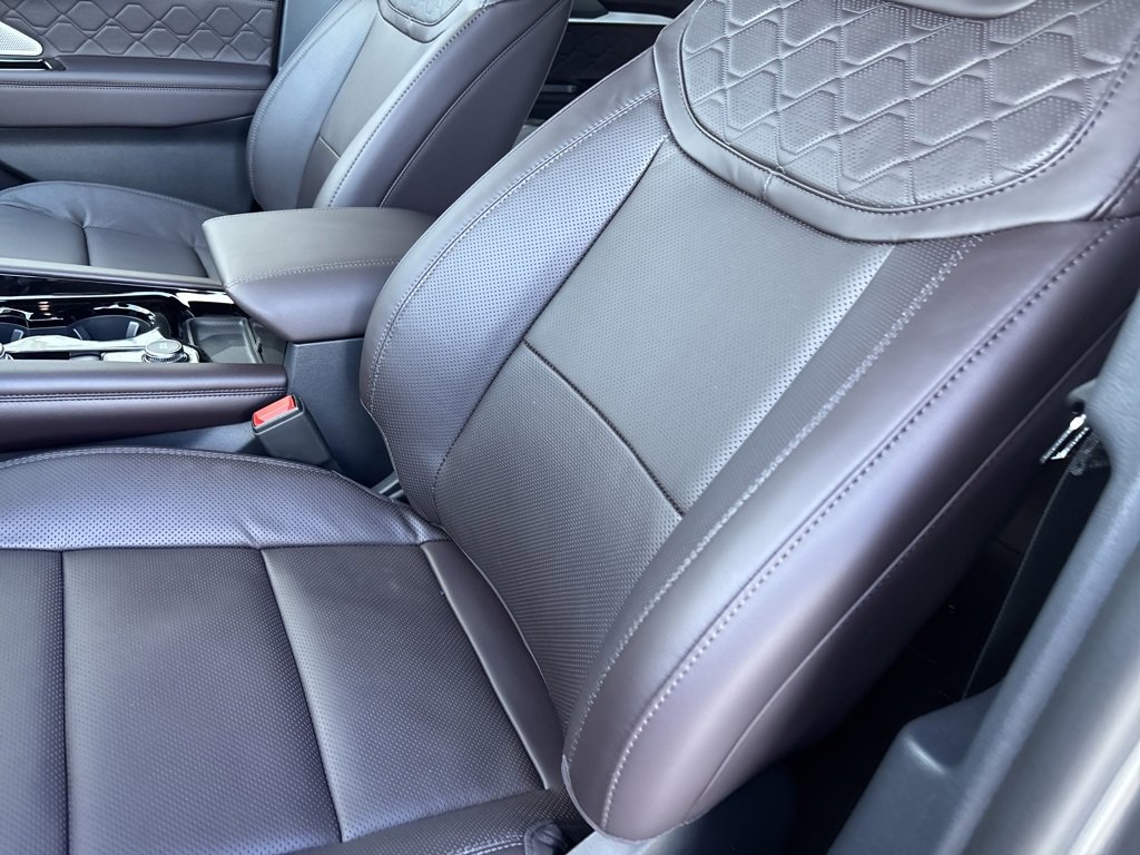 New 2026 Ford Explorer Platinum image 25