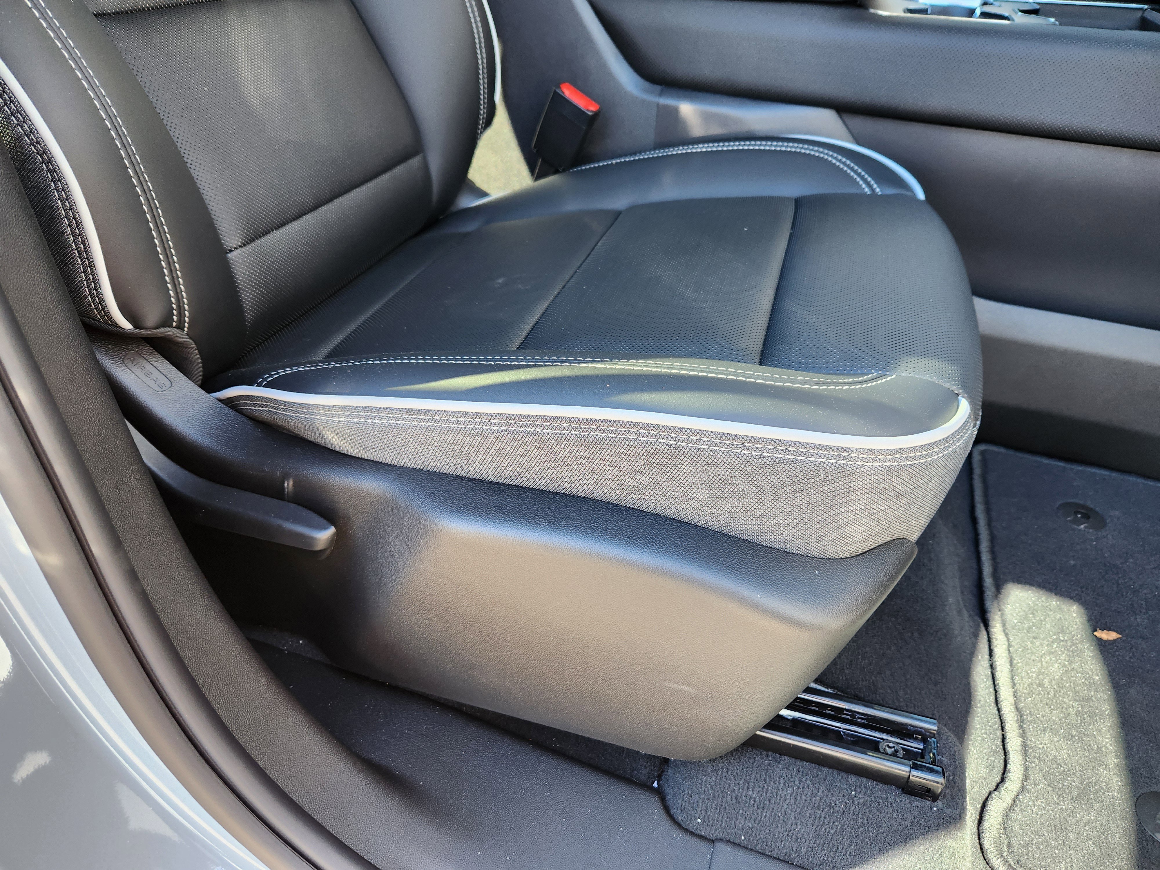 New 2026 GMC Sierra EV Elevation w/ LPO, Elevation Dark Package image 19