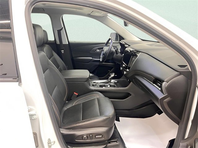 Certified 2021 Chevrolet Traverse Premier w/ Redline Edition image 11