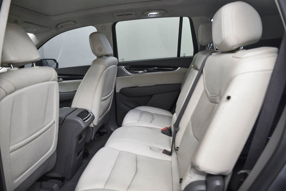 Used 2022 Cadillac XT6 Premium Luxury image 12