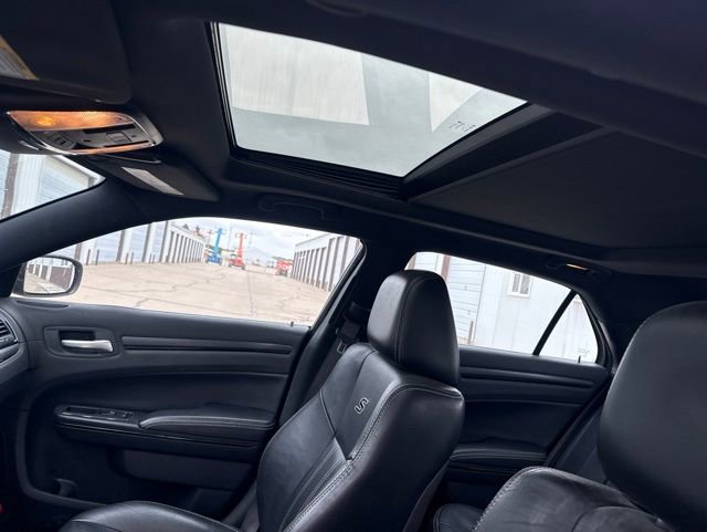 Used 2014 Chrysler 300 S AWD/4WD image 16