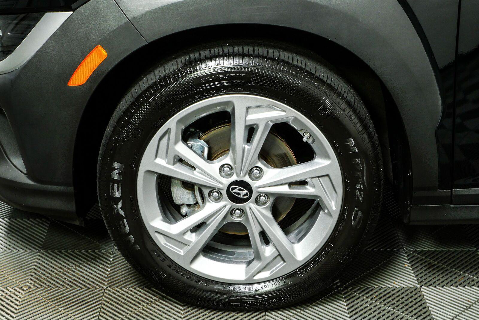 Used 2023 Hyundai Kona SEL w/ Convenience Package FWD image 36