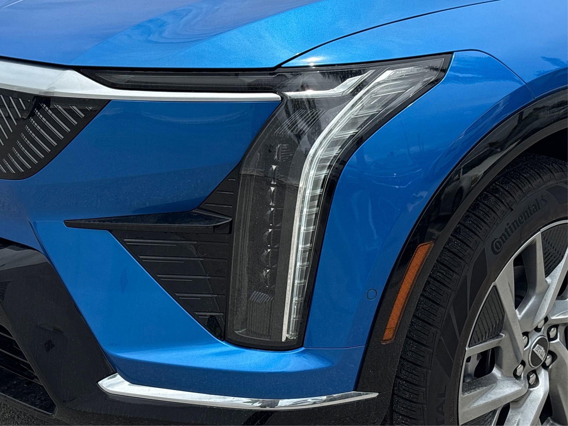 New 2026 Cadillac Optiq Luxury 1 RWD image 14